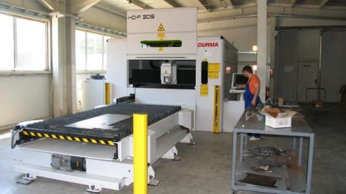 CNC Fiber Laser Cutting Machine / HD-F II 3015 2KW IPG FIBER LASER